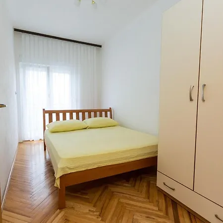 In Okrug Donji With Sea View, Balcony, Air Conditioning, Wifi 5166-1 Apartment Donji Okrug (Ciovo)