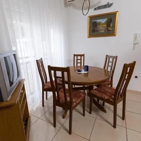 In Okrug Donji With Sea View, Balcony, Air Conditioning, Wifi 5166-1 Apartment Donji Okrug (Ciovo)
